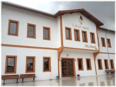 Renkli Pencere ve Renkli Kapı